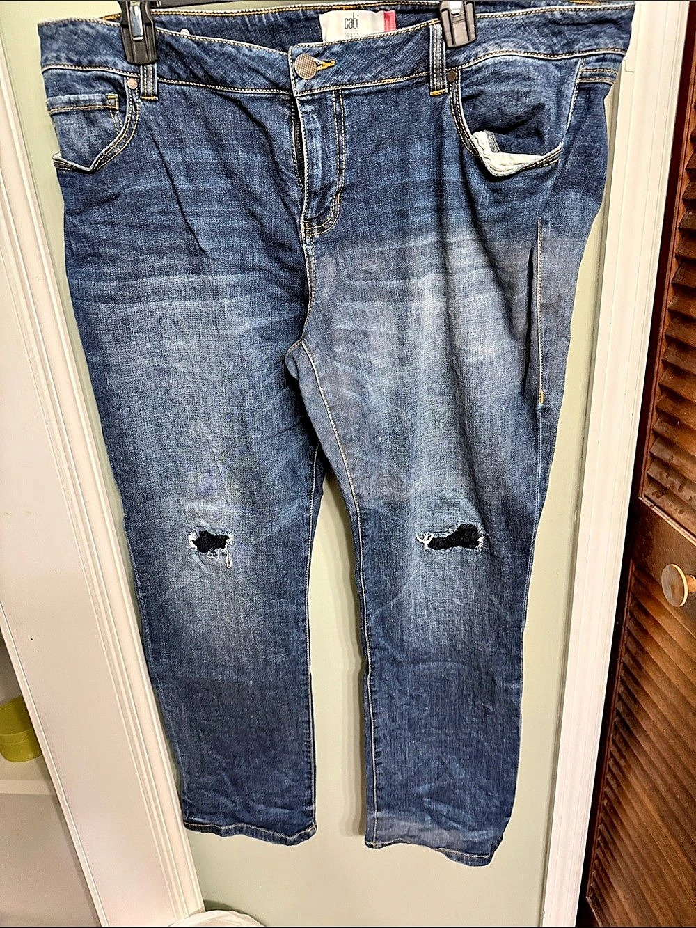Cabi Slim Boyfriend Jeans Distressed Blue Waist 16